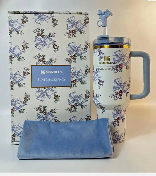 Stanley x LoveShackFancy Quencher H2.0 Tumbler 40 oz Blue